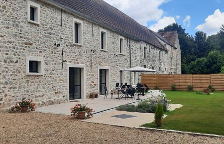 Chambre d'h&ocirc;tes n&deg;10278 Ch&acirc;tillon-la-Borde - Seine-et-Marne - Entr&eacute;e de la ferme du chemin vert 