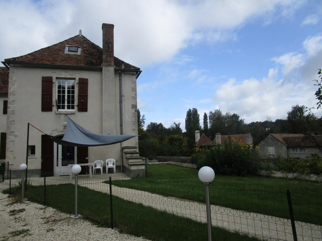 photo 0
