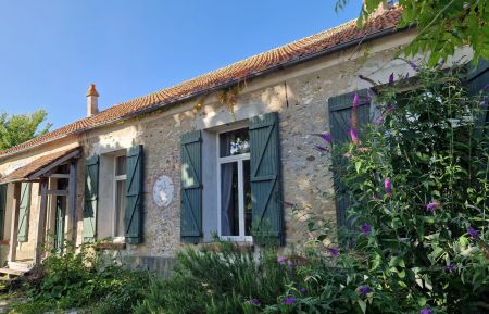 L'entrée, côté cour Gîte n°644 Châtillon-la-Borde - Seine-et-Marne - L'entrée, côté cour