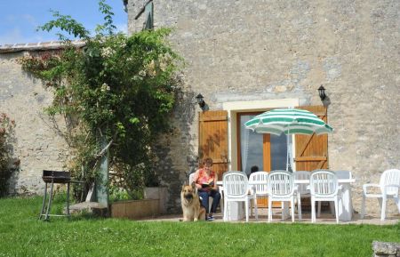la terrasse Gîte n°664 Poligny - Seine-et-Marne - la terrasse