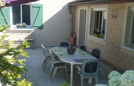 G&icirc;te n&deg;50000 Treuzy-Levelay - Seine-et-Marne - Maison Privative/4 salles d'eau/douche et toilette attenants/Quand vous arrivez les Lits sont faits, linge toilette; Offert/1er Repas pour toute r&eacute;servation &agrave; partir de 3 nuit&eacute;es...