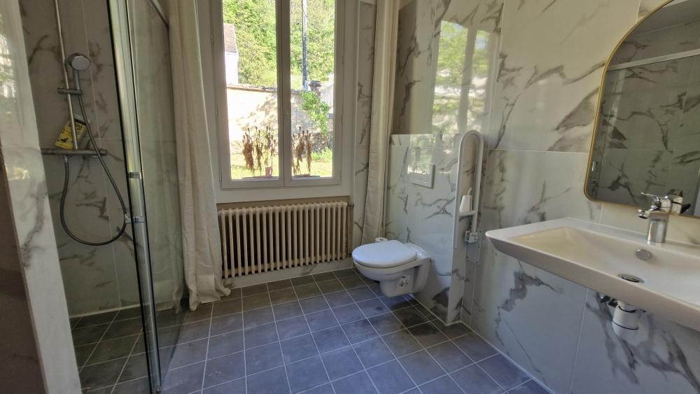 Salle d'eau privative suite Mésange photo 35